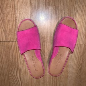 Pink Suede Gentle Soul shoes by Kenneth Cole